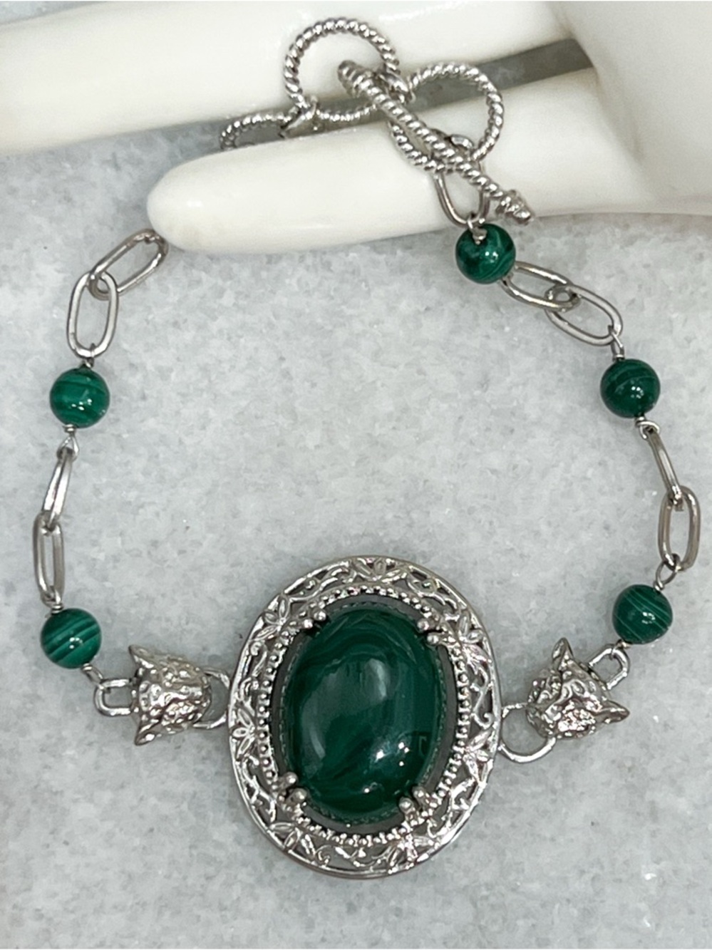 VALUE BUY African Malachite Silver Paperclip Leopard Head Toggle Clasp Bracelet